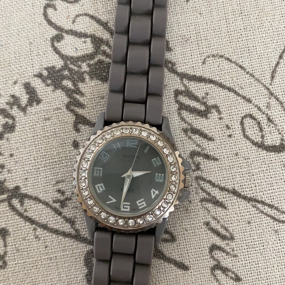 Watch - Picture 3 of 3